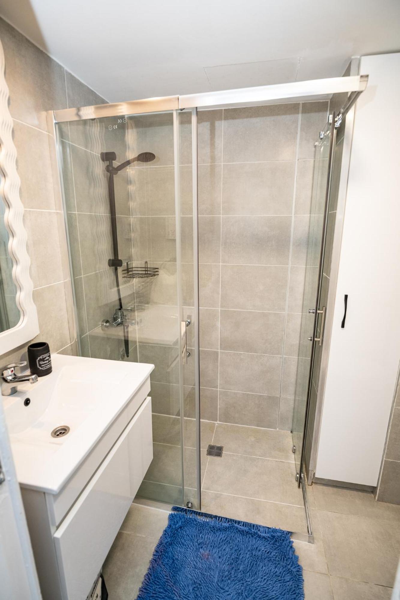 Lazuli Sea View Beachfront Ap 21 Λάρνακα Εξωτερικό φωτογραφία