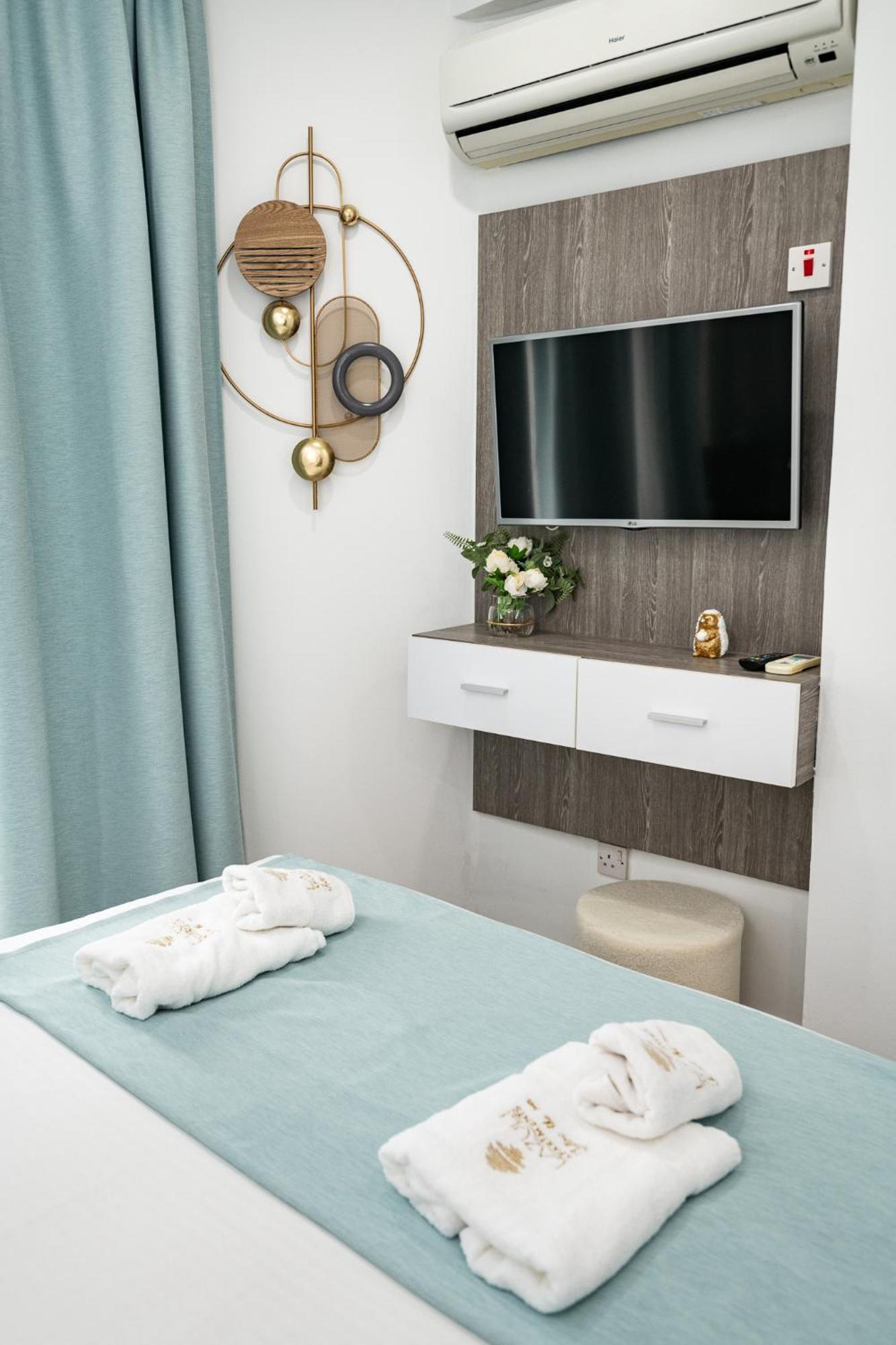 Lazuli Sea View Beachfront Ap 21 Λάρνακα Εξωτερικό φωτογραφία
