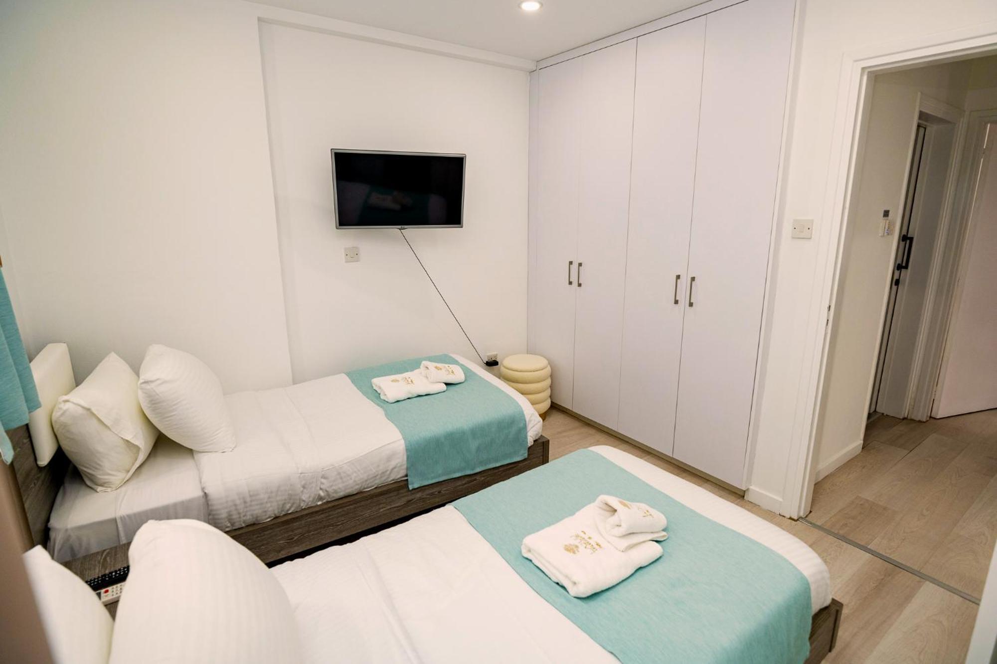 Lazuli Sea View Beachfront Ap 21 Λάρνακα Εξωτερικό φωτογραφία