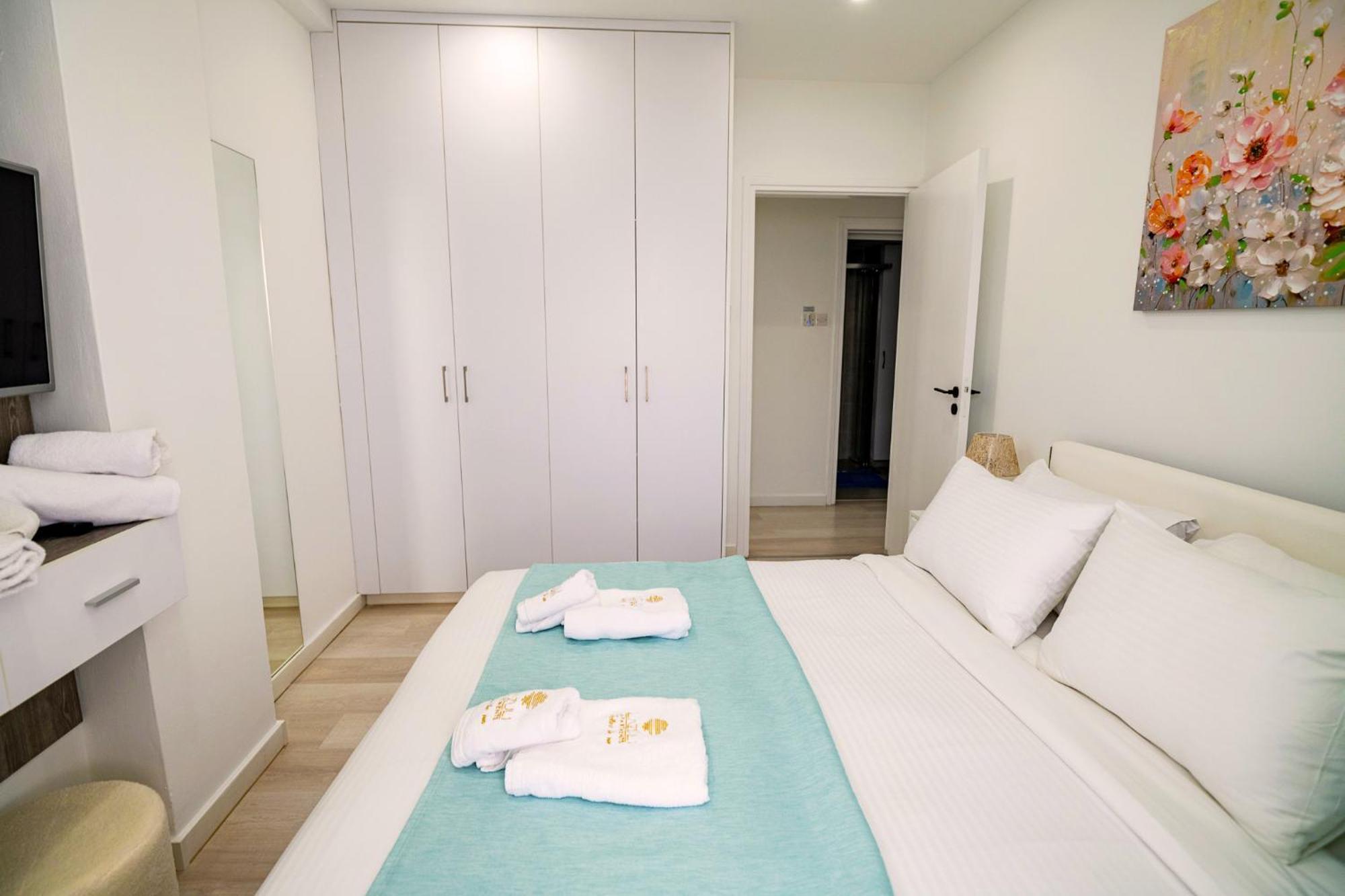 Lazuli Sea View Beachfront Ap 21 Λάρνακα Εξωτερικό φωτογραφία